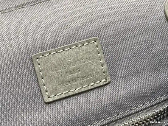 WIS VUITTON LOUIS CHRISTOPHER PM 0625